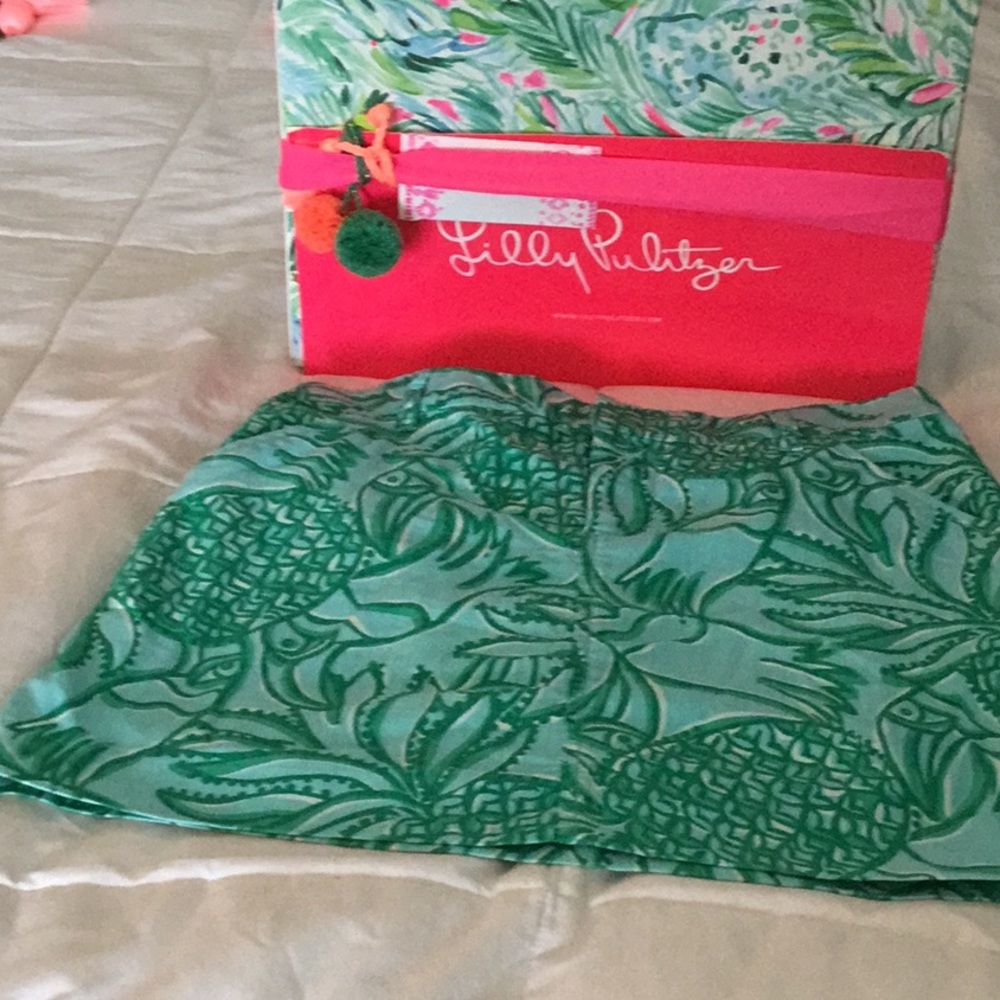 Lilly Pulitzer skirt